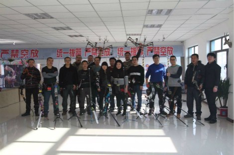 西北射箭俱乐部_(0.3折)_鑫陵射箭俱乐部首次羽毛球摆图案图片