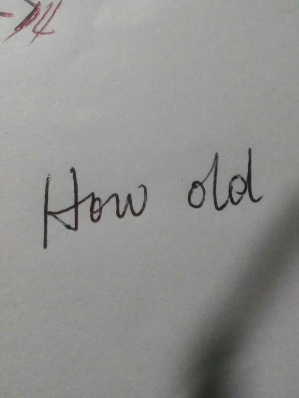 my friend is eight years old. 对 eight years old提问