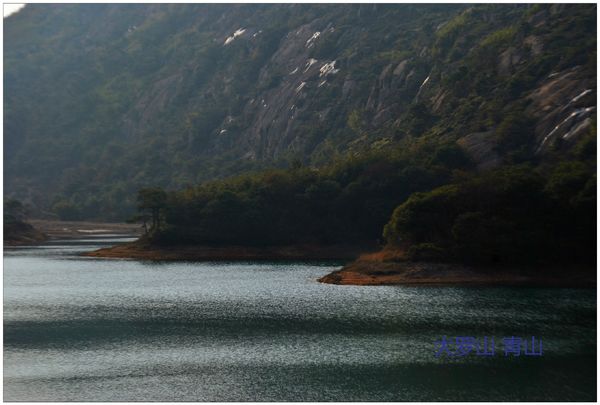 世界很大,愿您遇见更美好的风景 致所有百度旅游的用户们: 感谢大家长久以来的支持,很遗憾的通知您,由于业务调整,百度旅游将在2019年6月30日全面停止服务,即日起,请不要再尝试上传各种内容,以防造成无法挽回的数据丢失。 停运具体事项安排如下: 百度旅游将在2019年6月30日全面停止服务,届时除了此公告页以外,您将无法访问其他页面,也将无法使用其他任何功能。 即日起至2019年12月31日期间,您可点击下方授权按钮,申请导出您的游记及画册数据,此数据将于24小时内迁移至PC版百度网盘-更多-文章目录下,