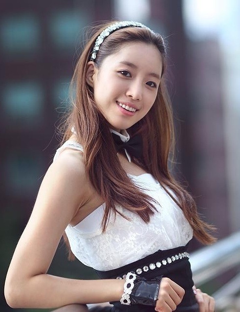 知道这位南京女生是谁?女生韩国在v女生ktv图片