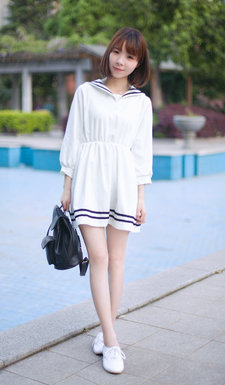 高个子十三岁女生穿衣搭配,158cm,42kg,学生头,秋季服装如何搭配?