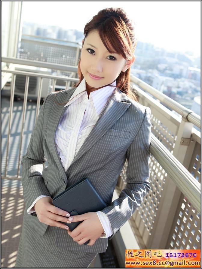 求此女名字,废话,谢谢了