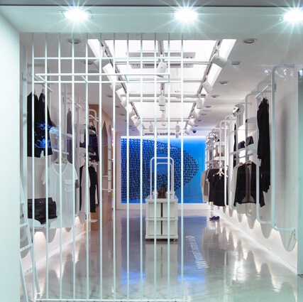 求28平方服装店设计图 店面是长方形的,非常感谢
