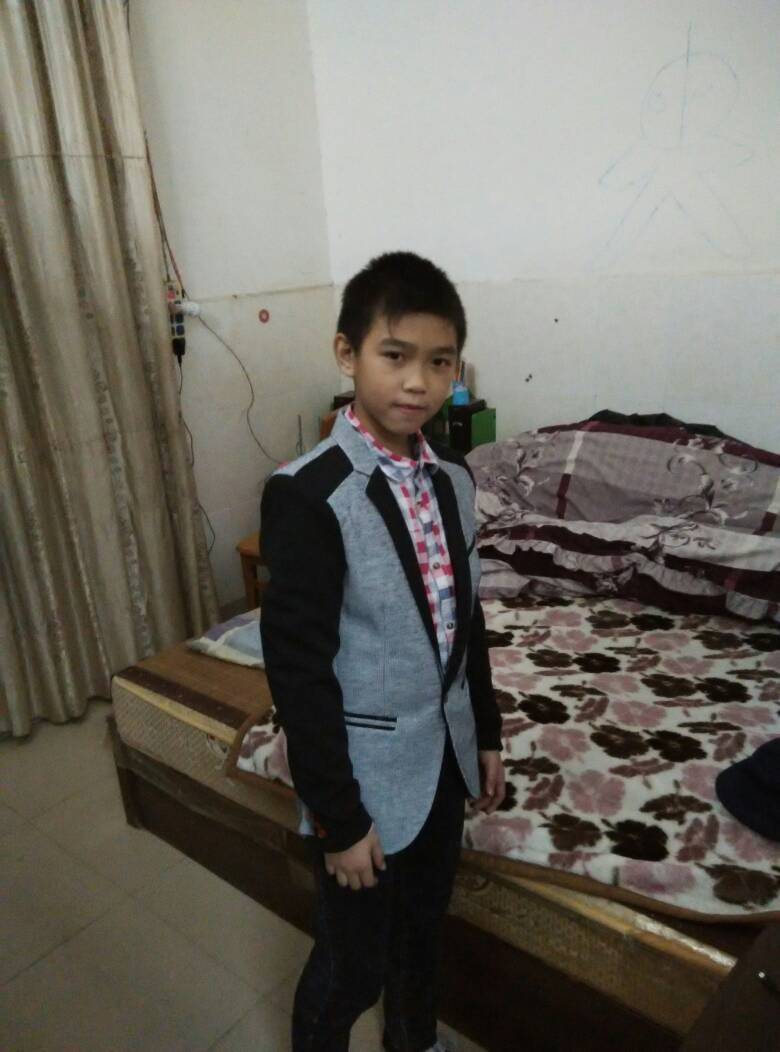 小孩长得帅怎样成明星