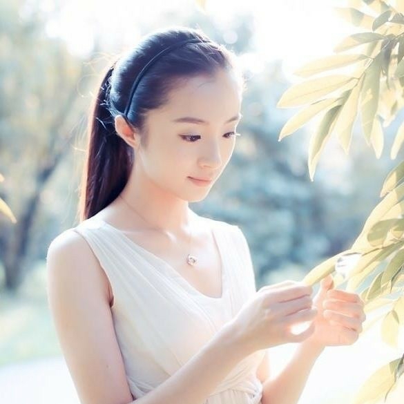 我想要杨洋,胡冰卿,吴磊的照片各10张,要好看点 ...