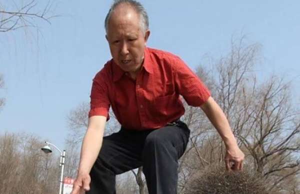old怎么读英语 意为年长的