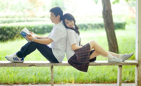 【下课了同学们写一段话】