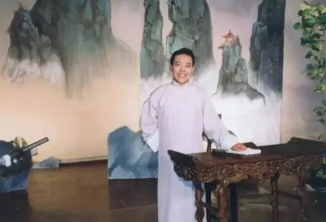 单田芳逝世:每天上亿人听他讲故事,却不知他自己的故事更感人