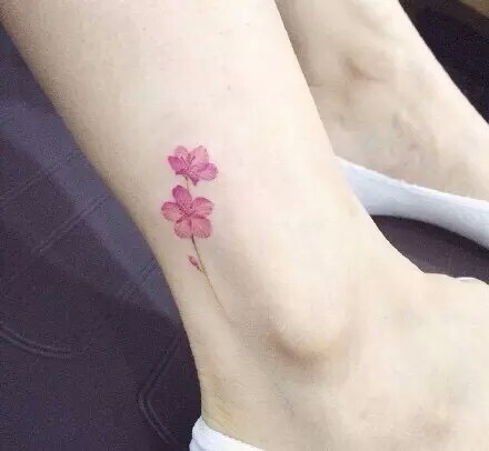 陈柏宇纹身图_陈柏宇的纹身多少钱
