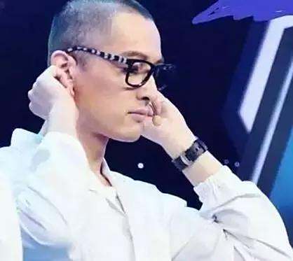 点击图片查看详情 2018年最帅的明星是谁_2018年初网评最帅的男明星,易烊千玺第四鹿晗第二,第一实至名归 ...