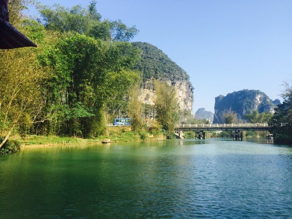 世界很大,愿您遇見更美好的風景 致所有百度旅游的用戶們: 感謝大家長久以來的支持,很遺憾的通知您,由于業務調整,百度旅游將在2019年6月30日全面停止服務,即日起,請不要再嘗試上傳各種內容,以防造成無法挽回的數據丟失。 停運具體事項安排如下: 百度旅游將在2019年6月30日全面停止服務,屆時除了此公告頁以外,您將無法訪問其他頁面,也將無法使用其他任何功能。 即日起至2019年12月31日期間,您可點擊下方授權按鈕,申請導出您的游記及畫冊數據,此數據將于24小時內遷移至PC版百度網盤-更多-文章目錄下,