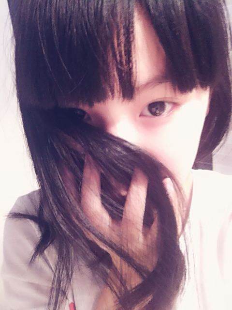小孩照片可爱的女孩12岁左右_百度知道
